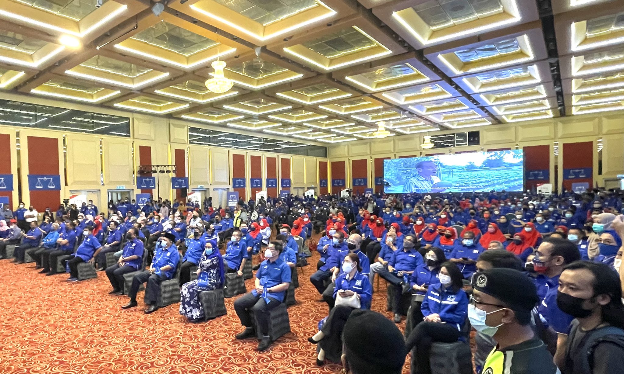 独家|“违人身距离 罚1万已是最高” 卫长通讯主任：可在隆举办竞选推介活动