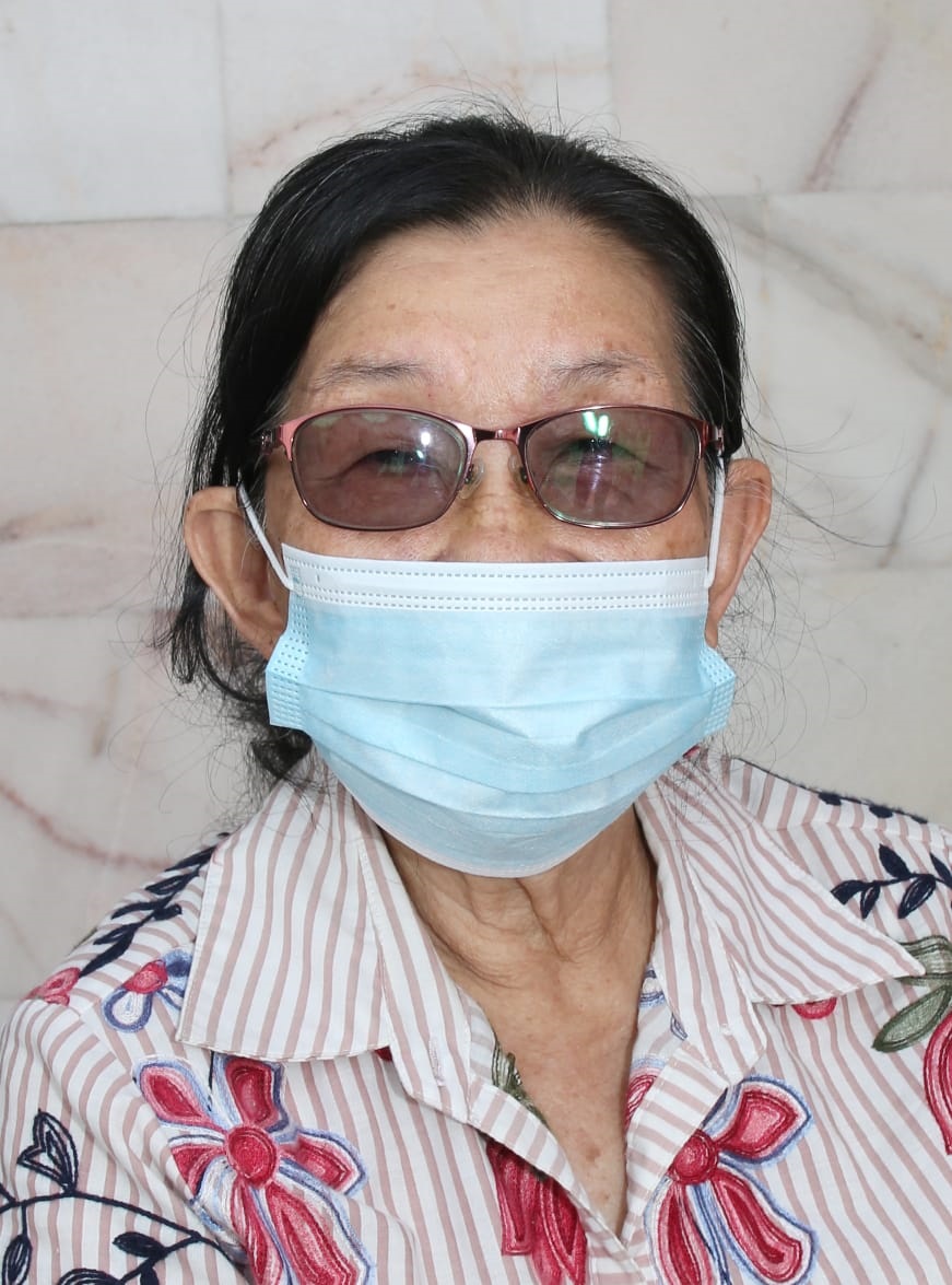 社区动态/九皇爷诞初一 善信膜拜茹素