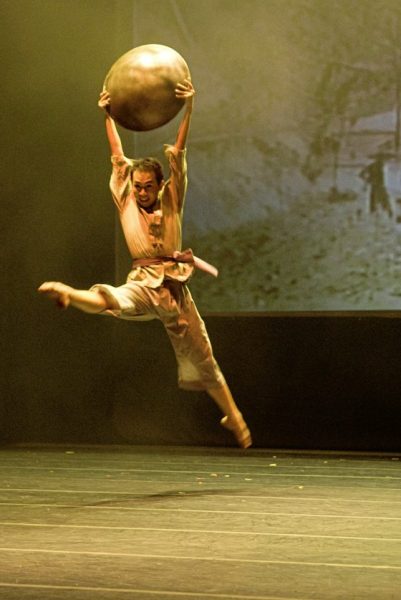 粉墨勾兰/《大马薪传》的历史笔触与浪漫情怀