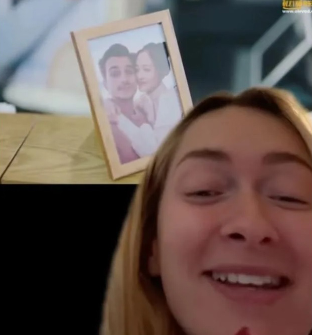 网红看剧惊见熟悉身影  男友与女主角亲密合照