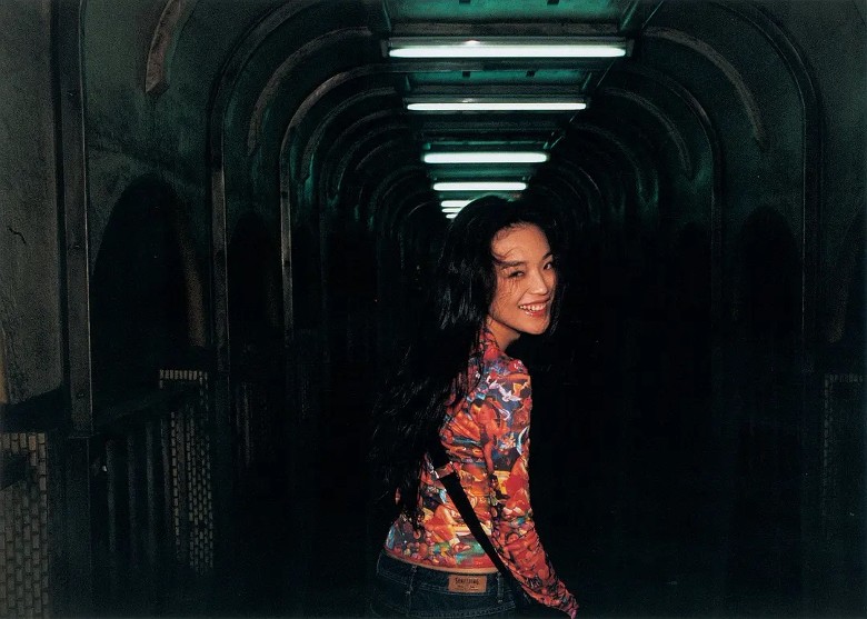 舒淇被封最美村姑 网惊样貌20年不变