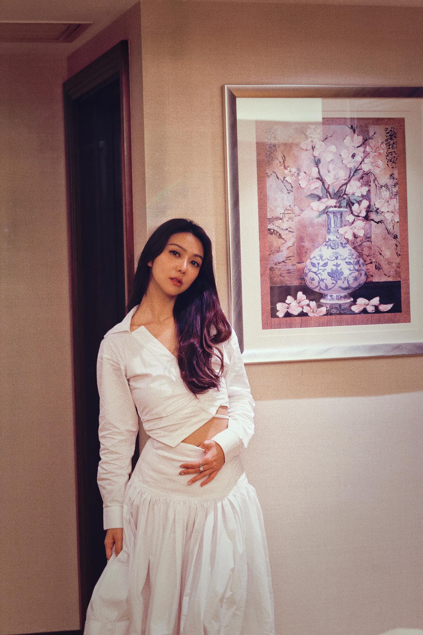 薛凯琪被指撞脸范冰冰  房祖名调侃：颈项短了㖞！