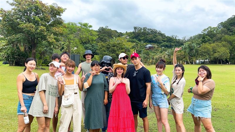 许维恩有喜了？   送王家梁“2条线验孕棒”