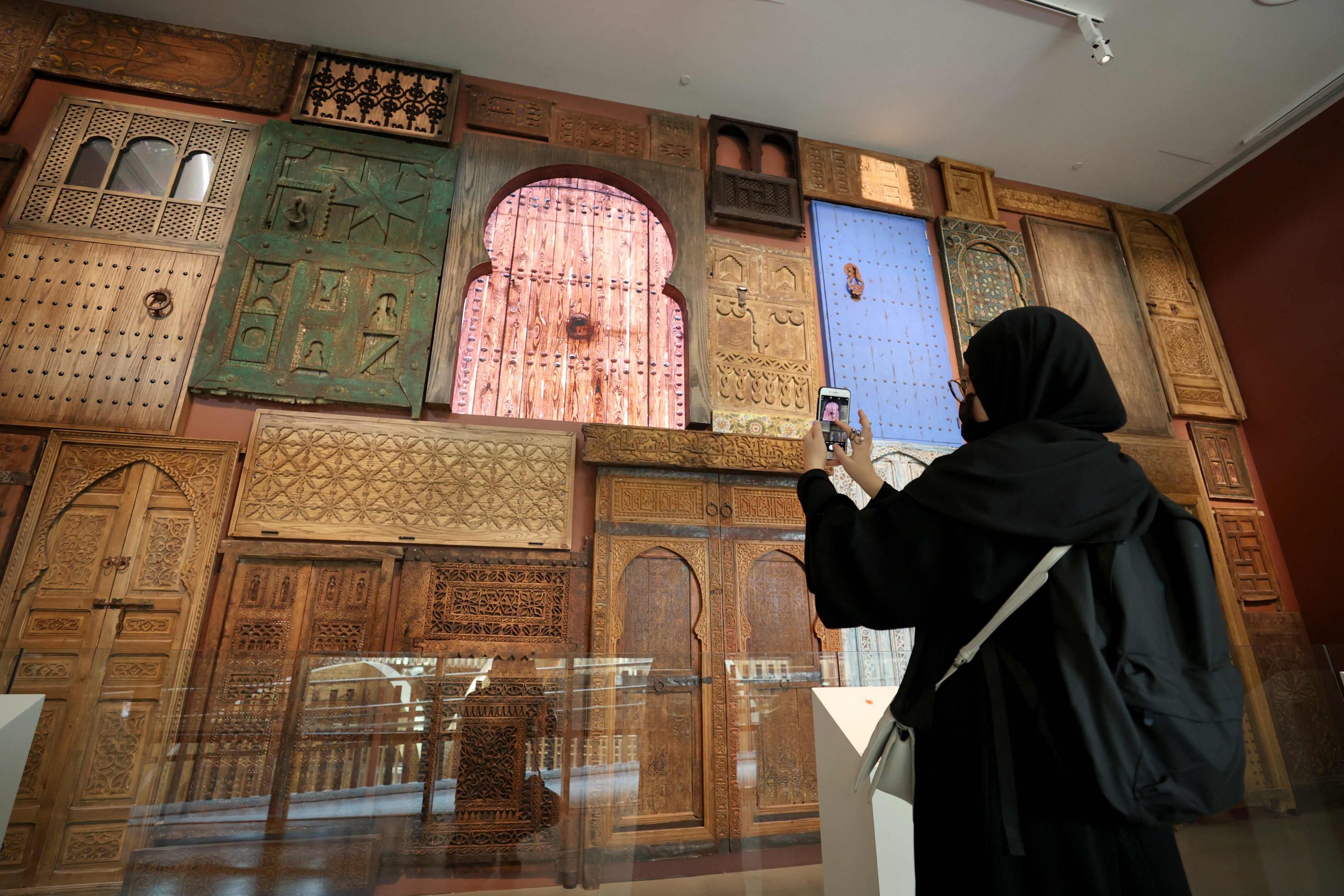 迟来的迪拜世博盛会 疫情之下精彩依旧