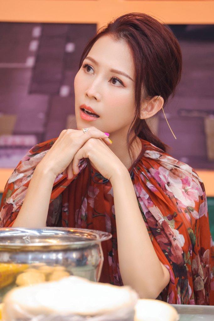 选“港普F4”之最 蔡少芬被爆是大富婆