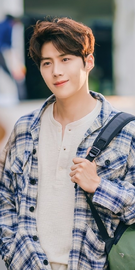 逼堕胎疑云｜金宣虎经纪公司沉默2天道歉：还在了解真相