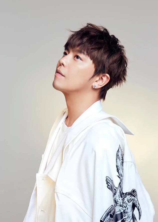 金钟56|险赢小鬼1分 曾国城内疚道歉