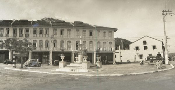 霹：27日见报／自得其乐／走过那些年︱怡保旧街场水景喷水池