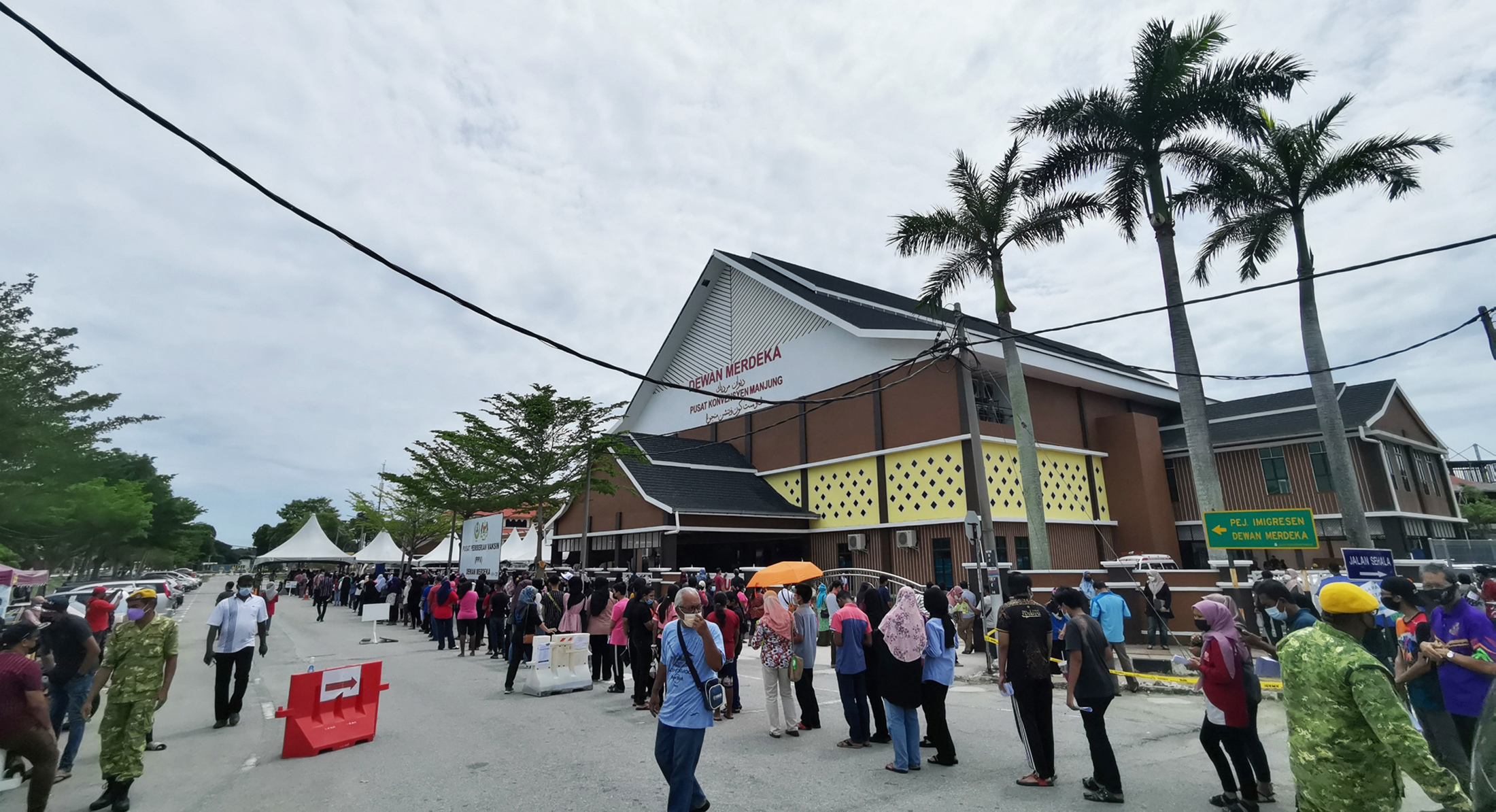 霹:版三内/未接种者需到诊所预约