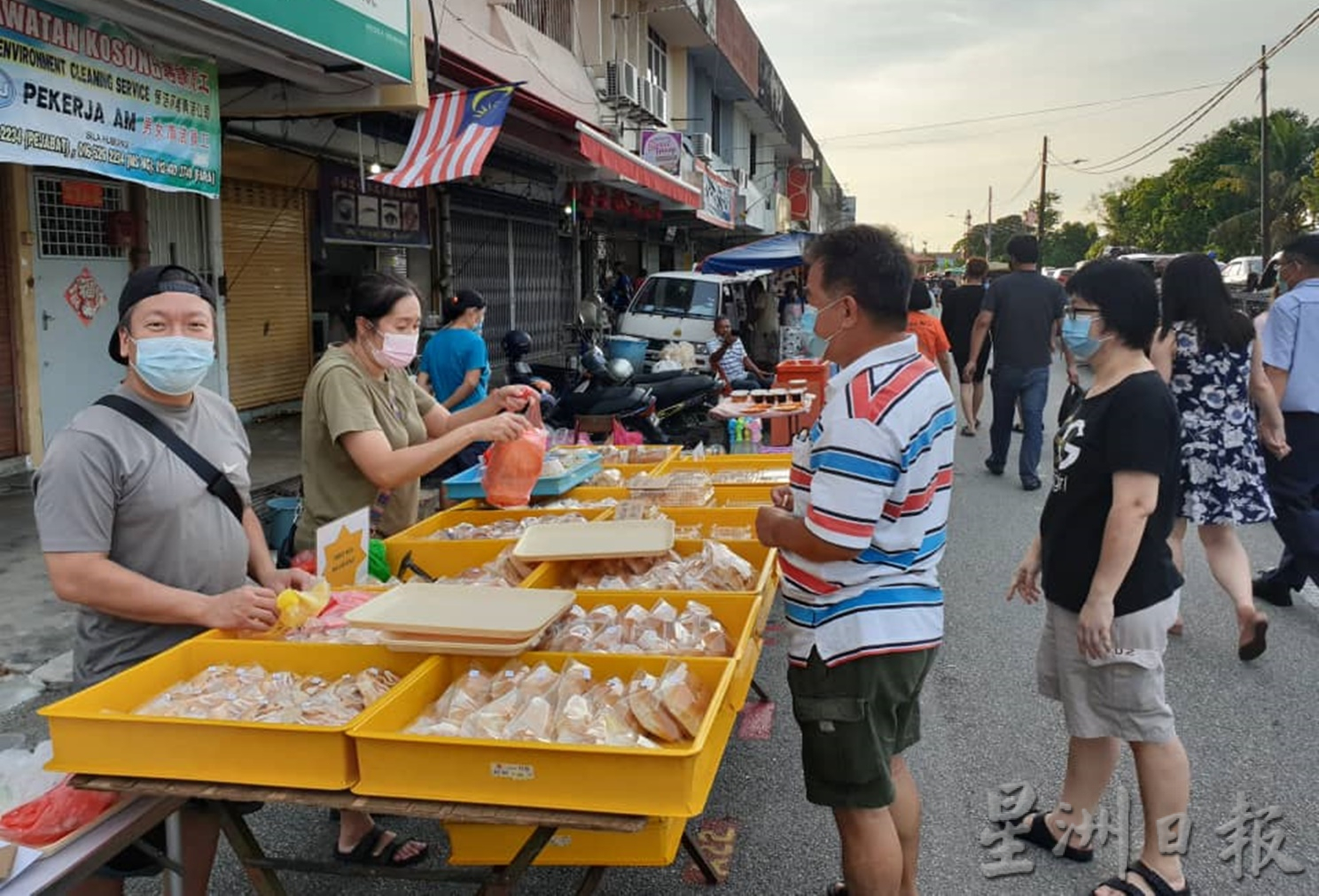霹:版头/关闭5个月后第一花园夜市提前重开