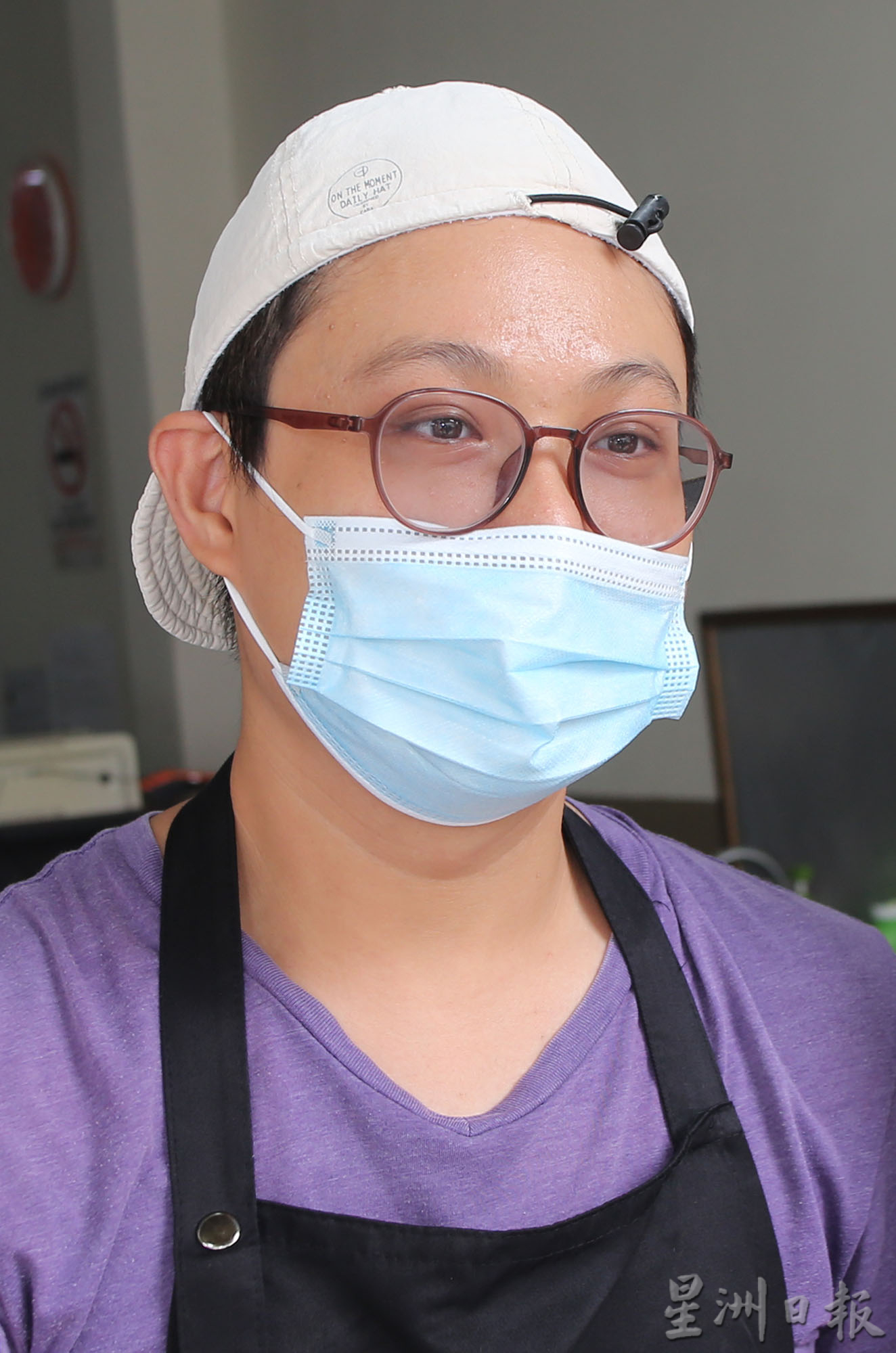 霹:第三版头/“没扫描就中罚” 商家温馨提醒民众进店守SOP
