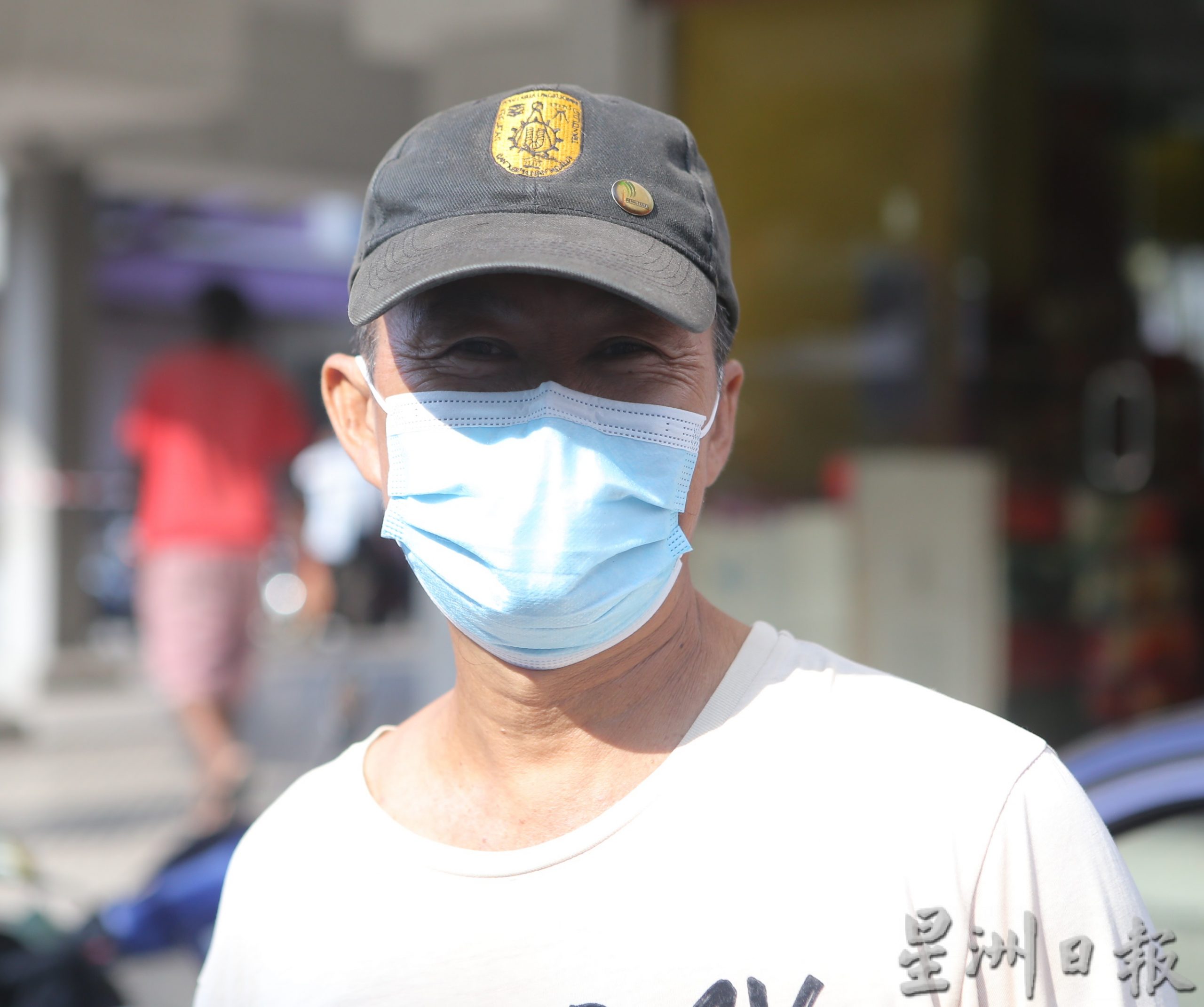 霹:第六版头/荷里街时光隧道重开 市民游客齐来寻宝