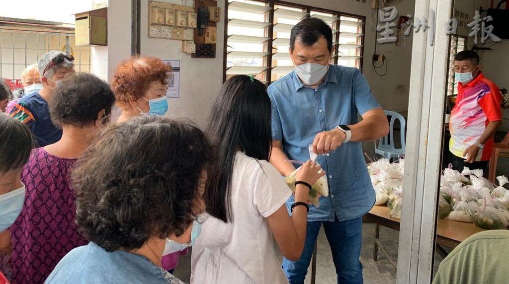 霹:罗思义:卫生部需妥善处理预约安排,避免引发人民不便