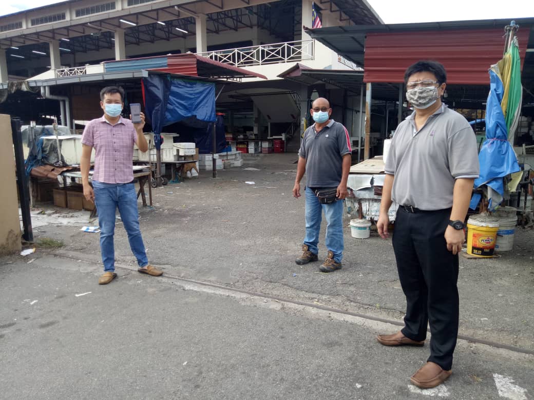 霹:黄文标促市政厅免费为巴刹小贩筛检冠病