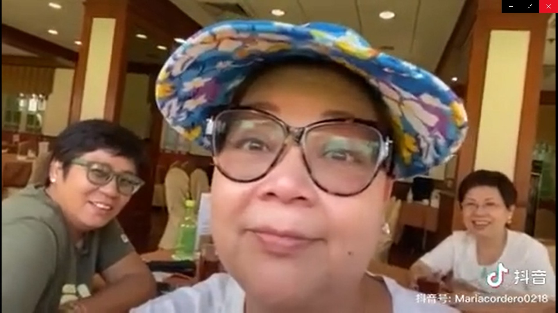 预告穿泳衣出镜  肥妈担心吓坏小孩