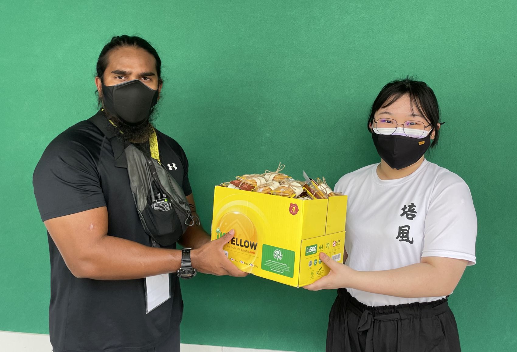 (古城第二版主文)培风中学1580学生接种·流程顺利有秩序