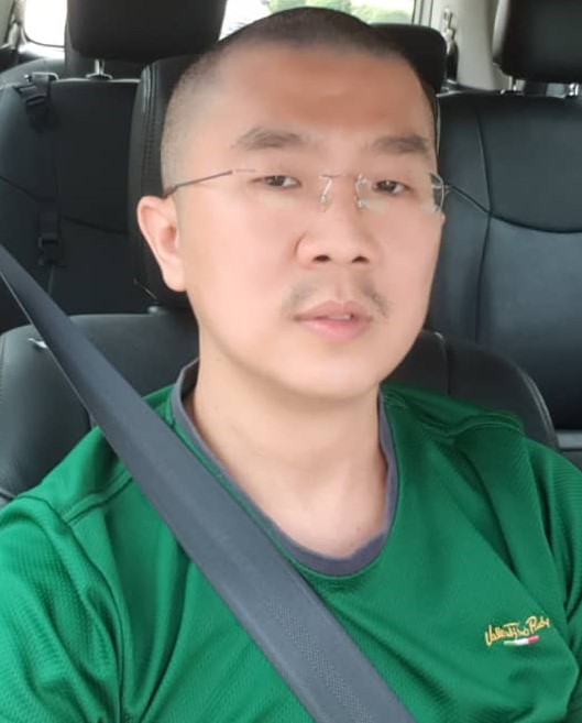 (备用)柔:头条之一:【民生特工队】:翠景园通往四季花园泽丽亚路逢豪雨成灾,方便捷径变“此路不通”
