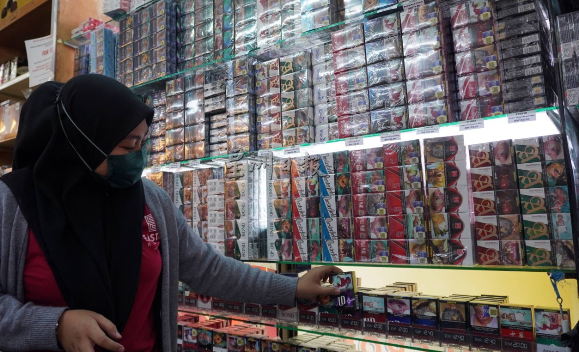 (大北马)交怡泡泡试点计划不如预期热烈,免税店业者:见游客.缺购买力