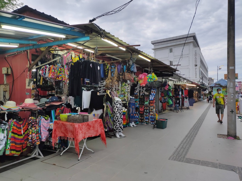 (大北马)交怡泡泡试点计划不如预期热烈,免税店业者:见游客.缺购买力