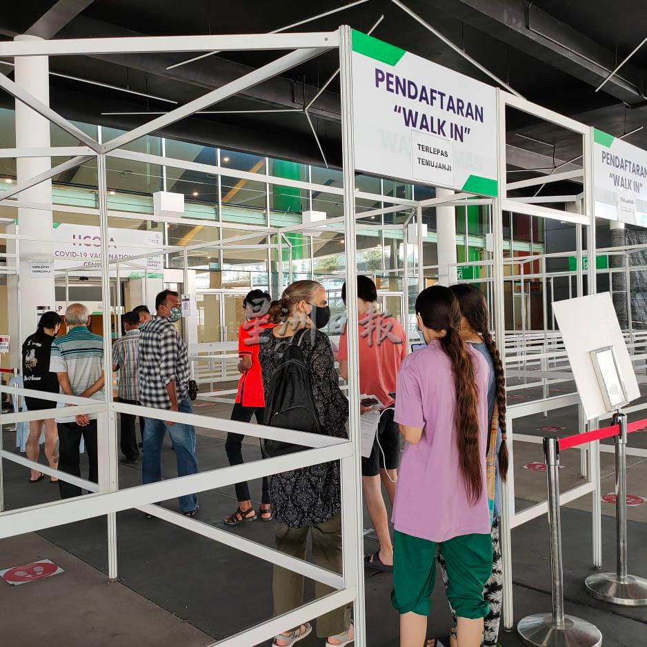 （大北马）SPICE Arena疫苗中心运作最后第二天  零星民众登门