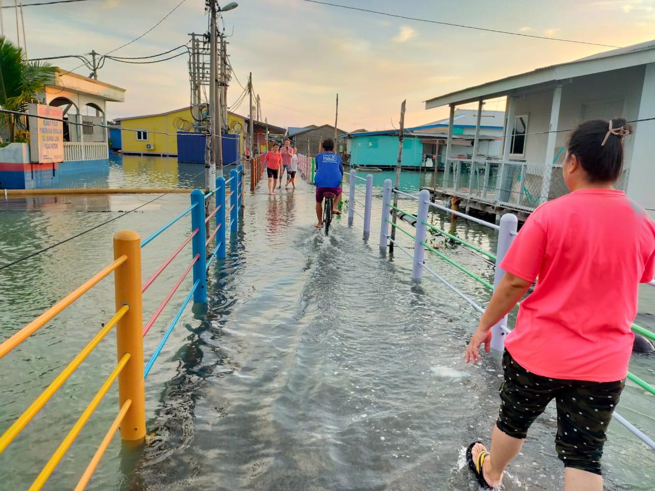 (版3头)大都会/跟进雪州滨海区涨潮