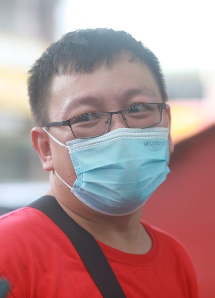 me04(大都会)跟进甲洞卫星市路边摊贩被取缔/12图