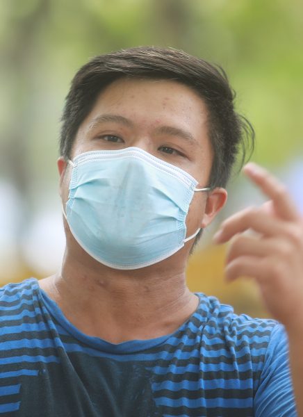 me04(大都会)跟进甲洞卫星市路边摊贩被取缔/12图