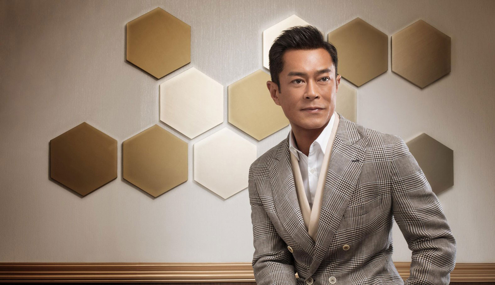 10岁儿生母是黄𨥈莹?古天乐被曝隐婚生子又离婚