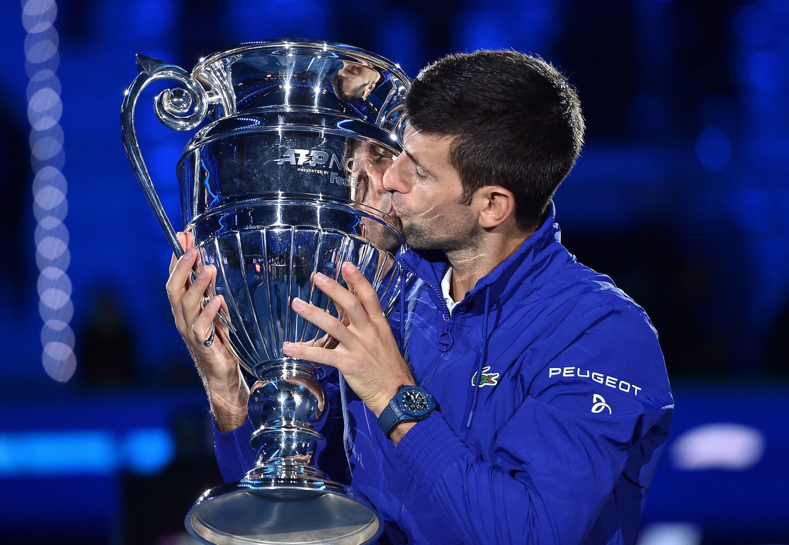 7捧年终世界第一奖杯 佐科年终总决赛开门红