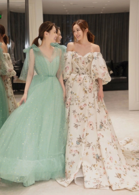 ​李现“助攻”站陈伟霆旁边  Baby慌避急得尴尬转圈