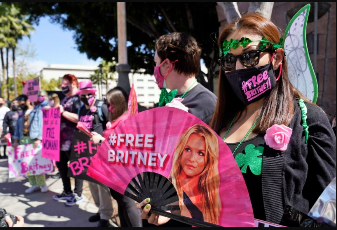 ​正式摆脱父亲监护权 碧妮：史上最美好的一天