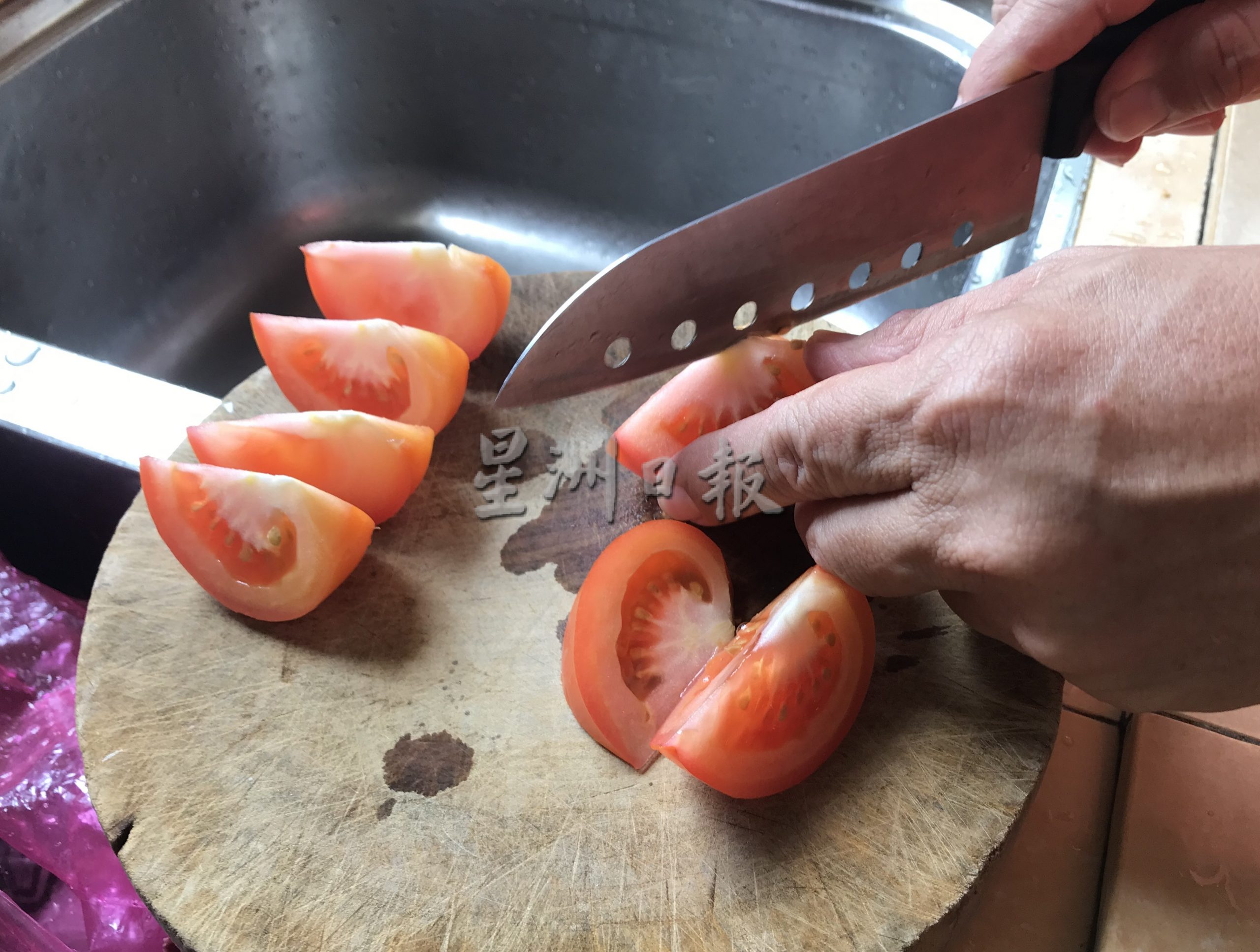 ★11月20日刊登/大霹雳封底主文/【古早好味】/亚参咖喱甘望鱼