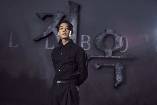 《地狱公使》|刘亚仁成邪教首领 导演开心到落泪