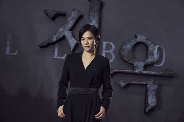 《地狱公使》|刘亚仁成邪教首领 导演开心到落泪