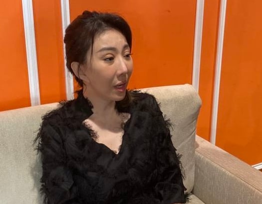 《戏说》女星住院控遭男清洁员盯裸体 医院声明:非事实