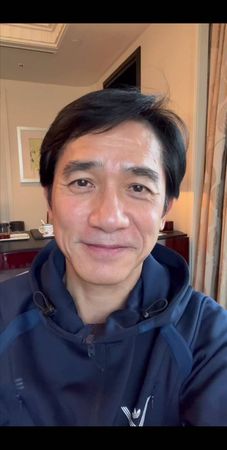 《诡扯》致敬《无间道》 梁朝伟自拍16秒力挺