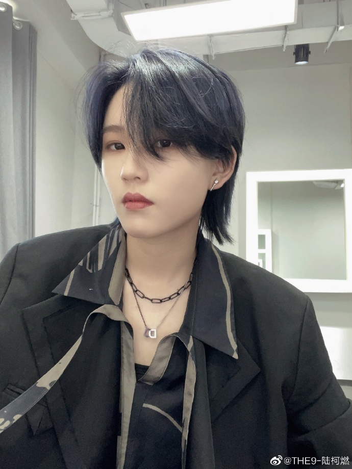 一生只能订制一枚“真爱钻戒”名单外泄．12位偶像引爆塌房危机	