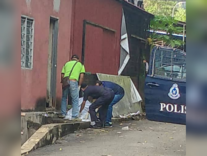 东:公众发现一具男尸体