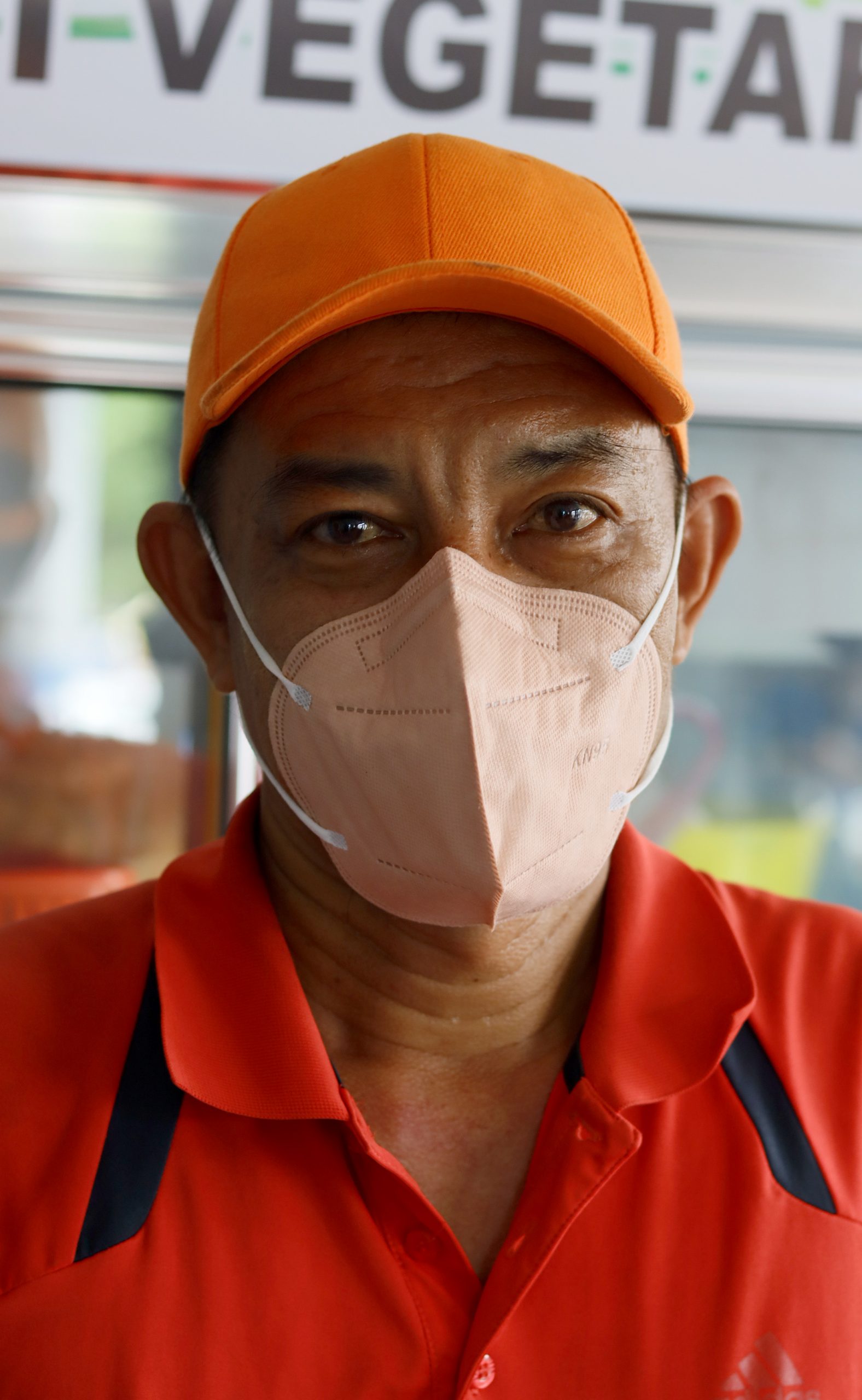 东：食肆业者也担忧食材价格难以正常化，会被逼调整食物售价。