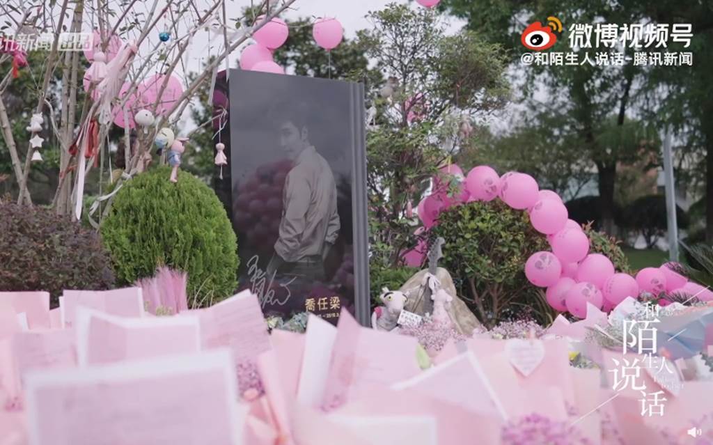 乔任梁过世5年父母改当网红 首吐原因:好像能让儿子活得长一点