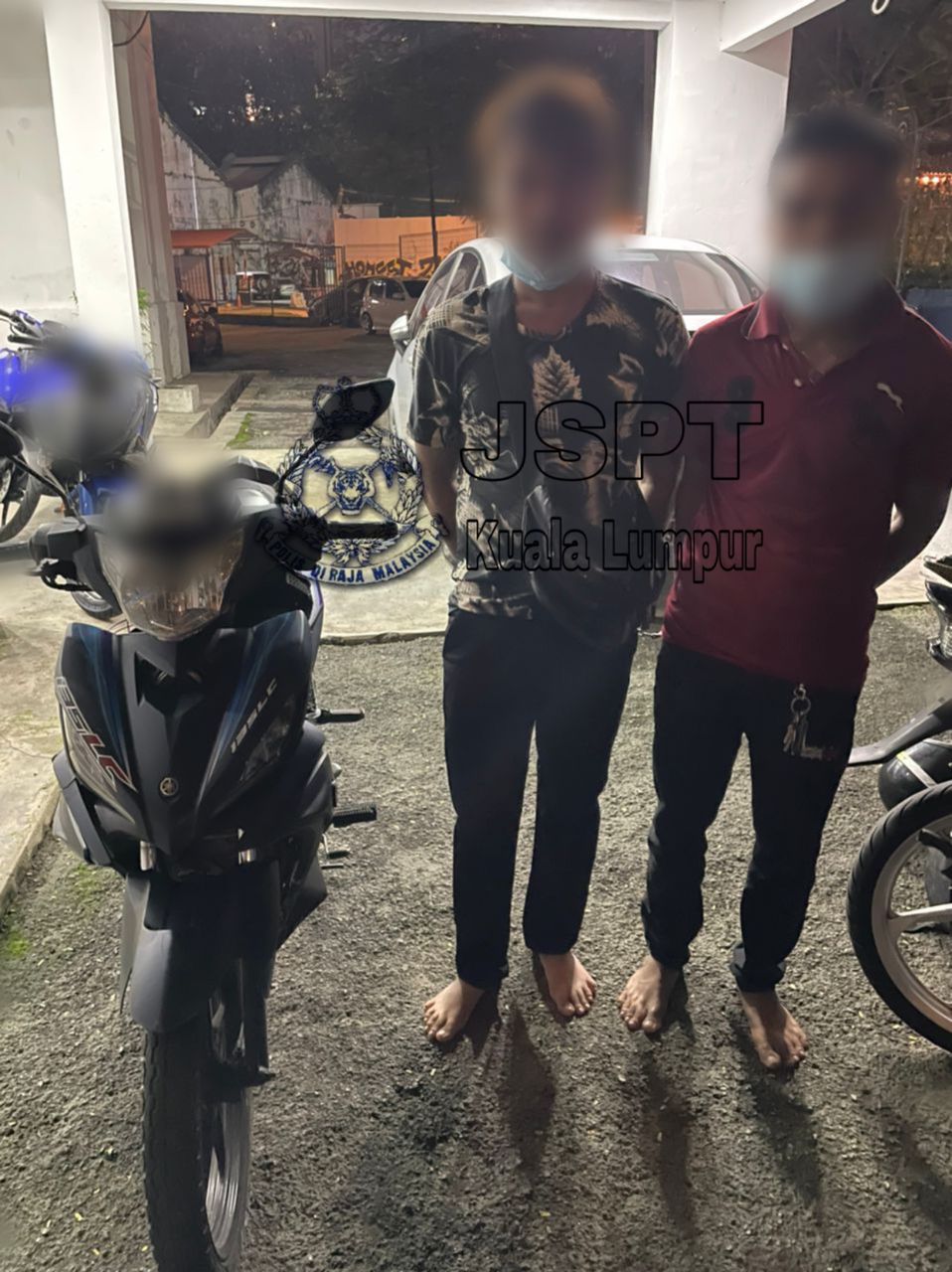 交警周末两晚漏夜取缔·开550张罚单 逮14人