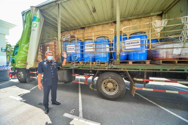 供fb/今年截至10月破4334毒品案，土展区占30%警加强扫毒