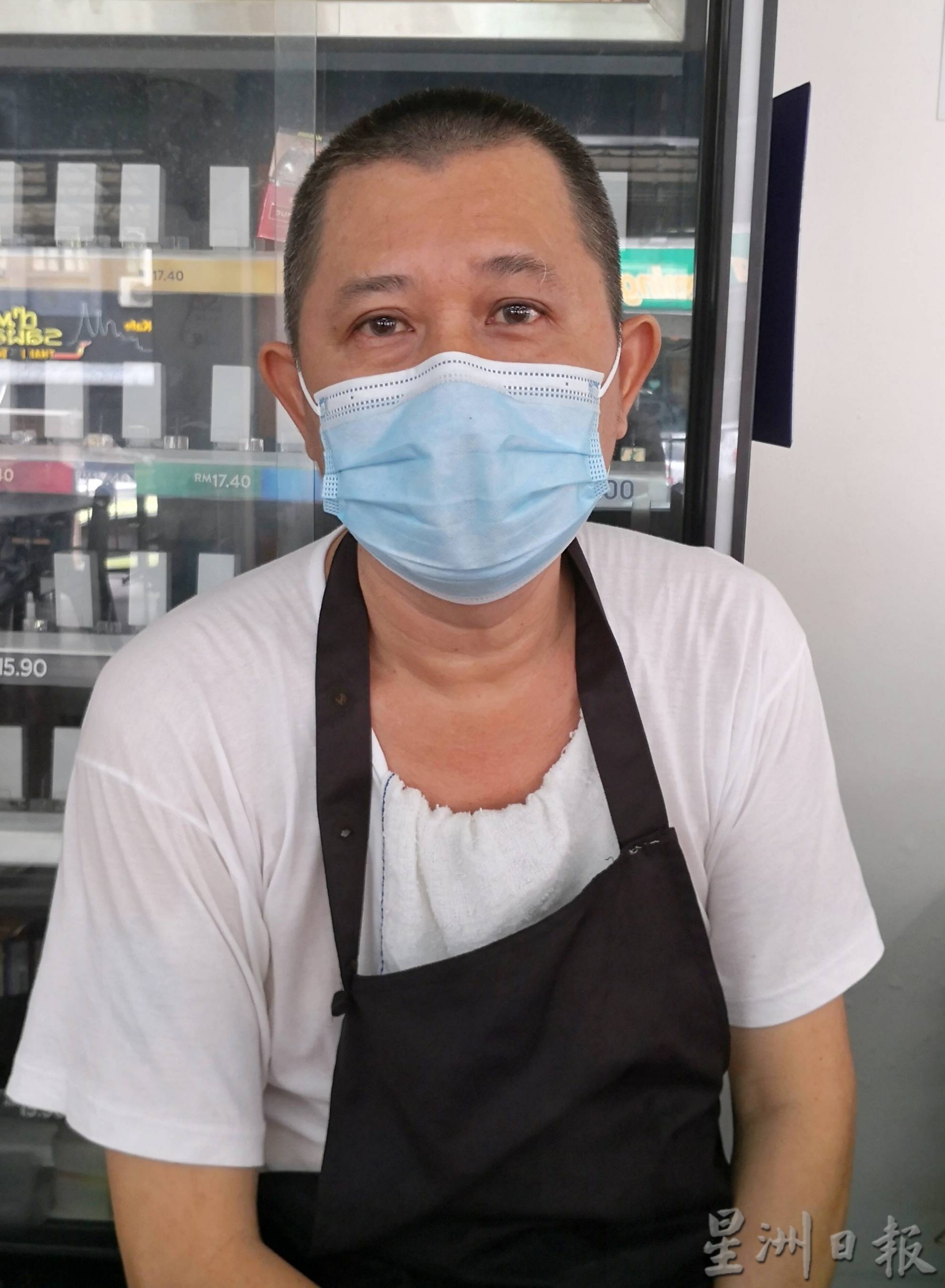 供fb／交通灯10秒青转红，商家：太快了吧，搞到塞车