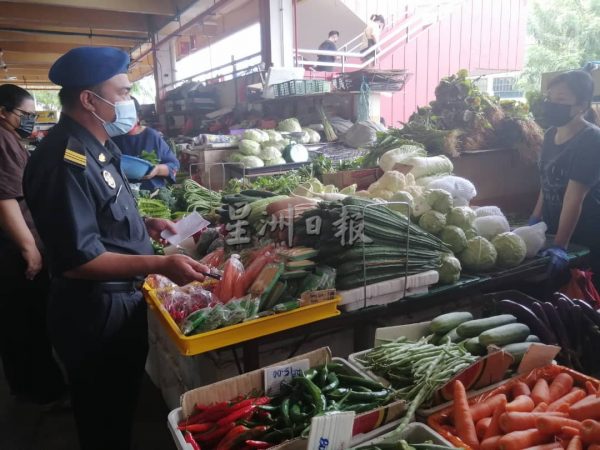 供FB/供应不足 肥料涨价,菜价飙涨或持续至新春