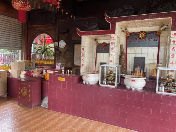 供FB/假工作人员向游客收费,石哪督庙澄清:我们没收费!