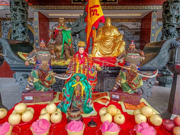 供FB/关公文化节最后一站,5尊关公金身住驾蜈蚣山天师宫10天