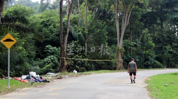 供FB/居民及外来者乱丢垃圾,百美花园及金龙园成了“垃圾村”