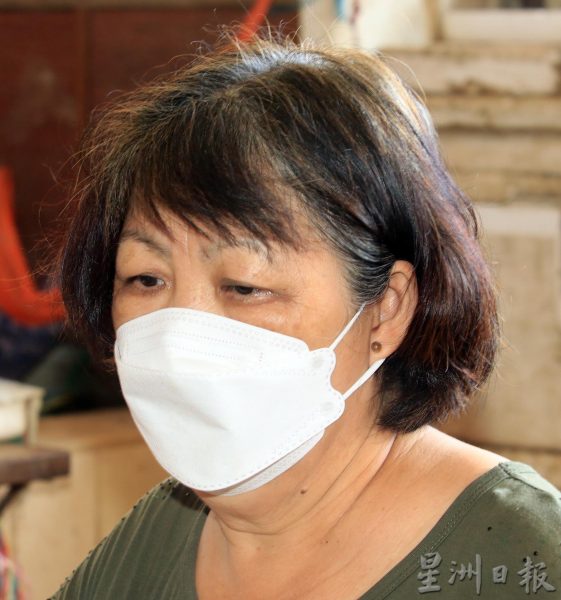 供FB/蔬菜涨价!芫荽每公斤50令吉,菜贩:贵到不敢入货