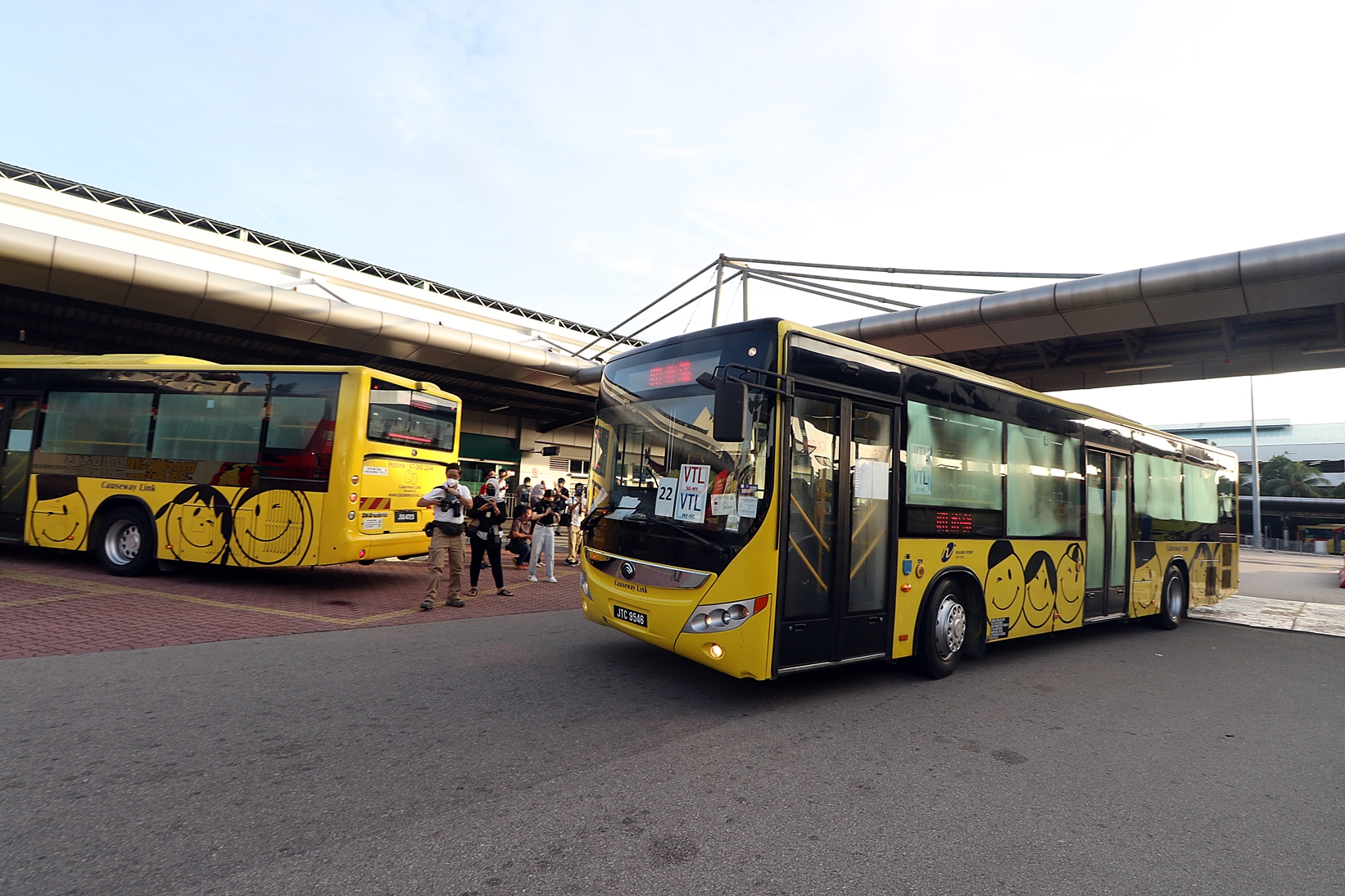 全国:★画页★:陆路VTL首日开通,马新两国取得疫情重大突破