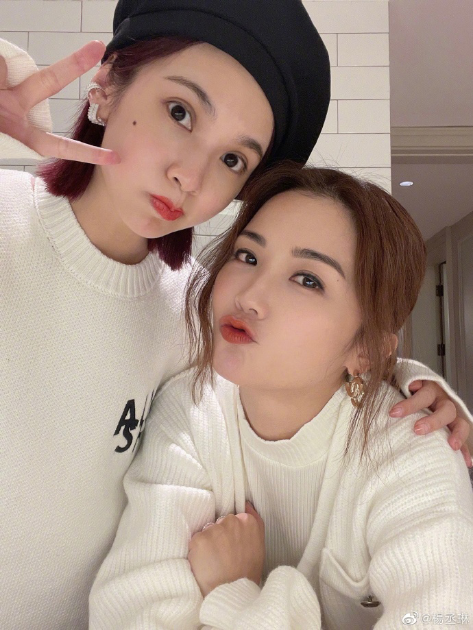 卡点为阿Sa庆生 杨丞琳亲解21年闺蜜情